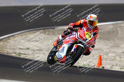 media/Jun-07-2025-TrackDaz (Sat) [[4413525952]]/A Group/12pm (Turn 2)/